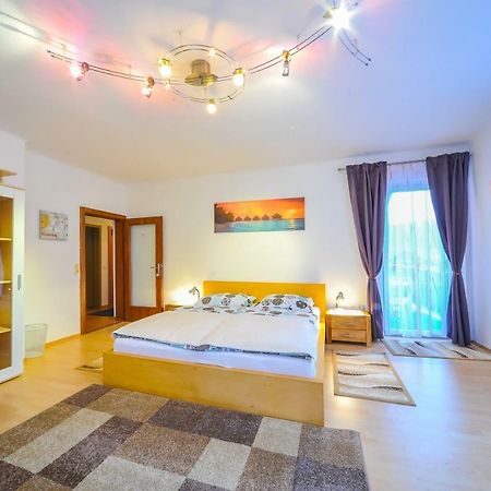 Sankt Peter-Freienstein Privatzimmer Haus Erika מראה חיצוני תמונה