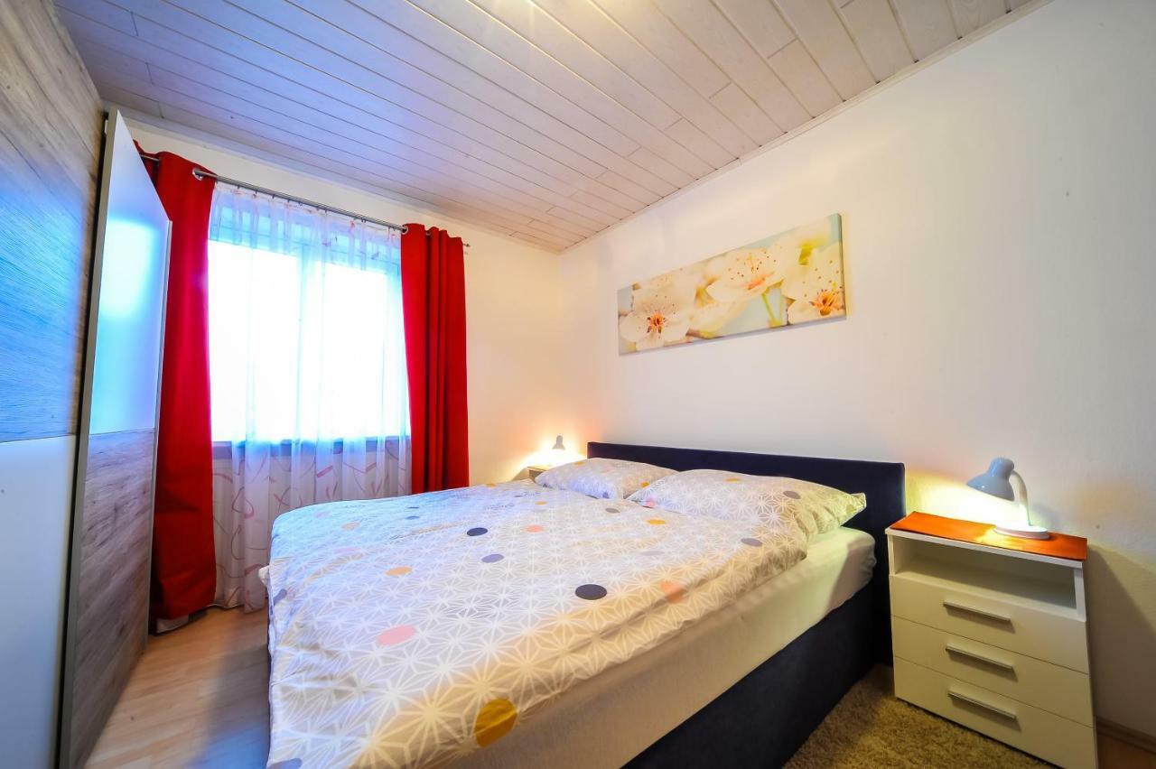 Sankt Peter-Freienstein Privatzimmer Haus Erika מראה חיצוני תמונה